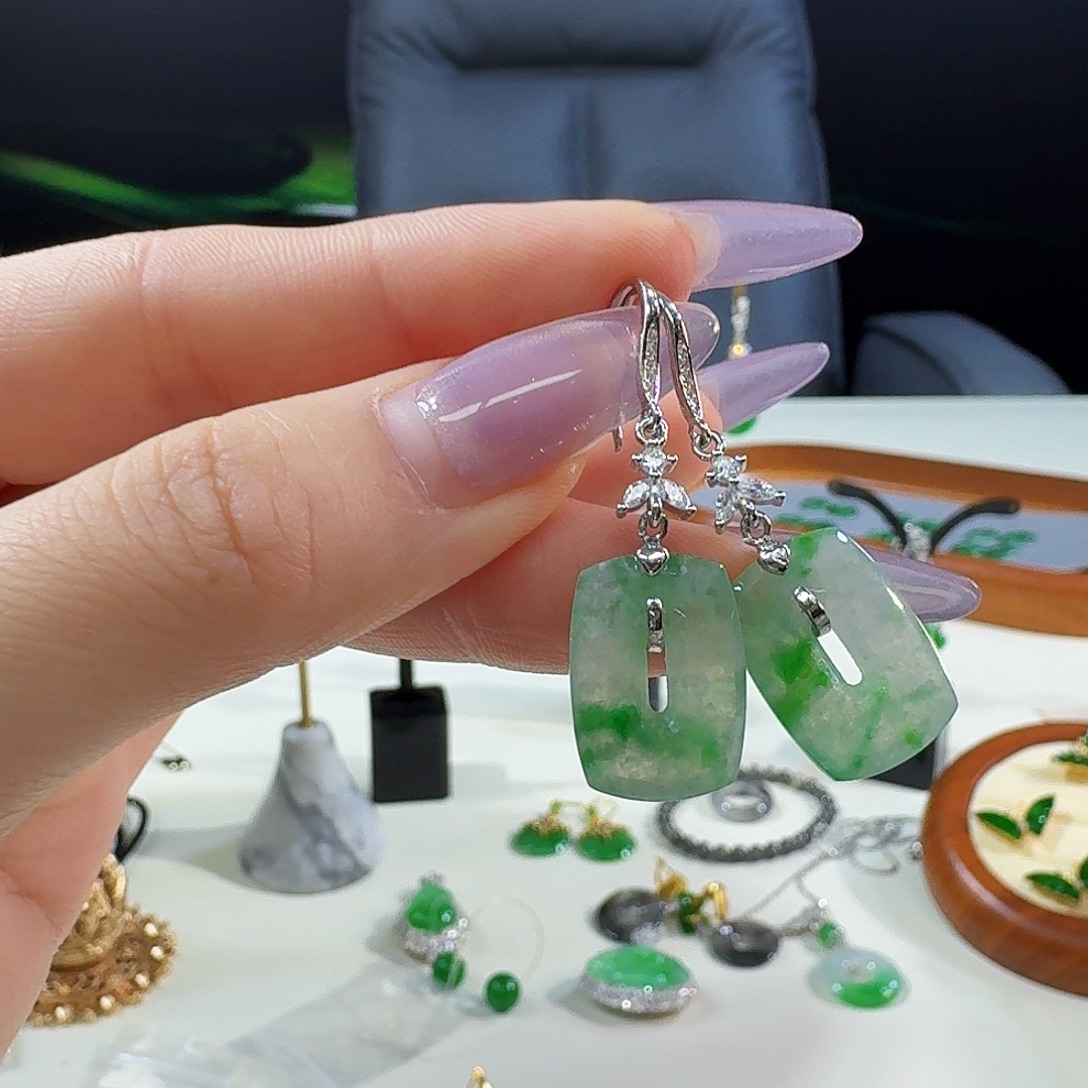 I***）翡翠银S925镶嵌耳饰925镶嵌