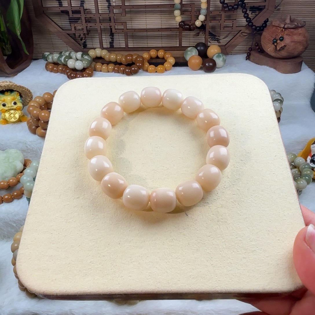 菩提根/象牙果手串淡粉色枣珠