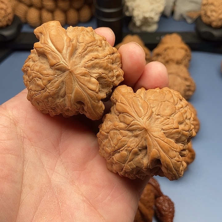 文玩核桃把件龙鼎