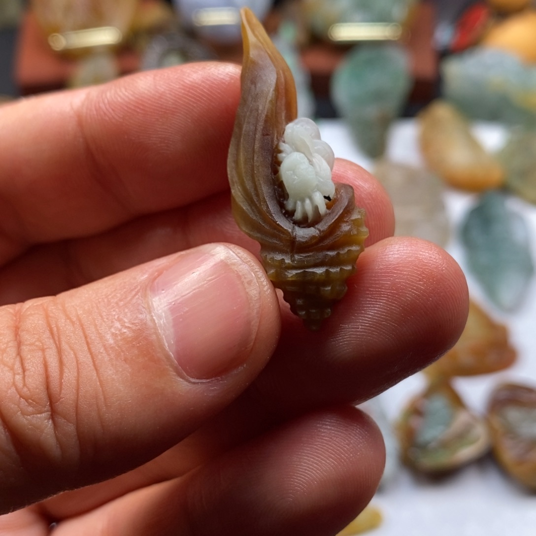 定制翡翠未镶嵌天然