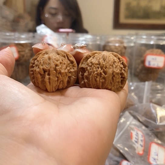 文玩核桃吊坠34红豆