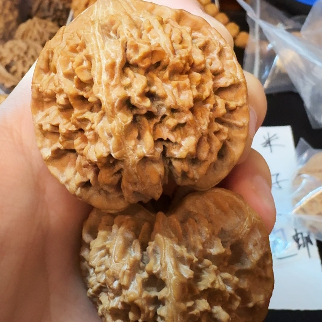 文玩核桃吊坠43满天星