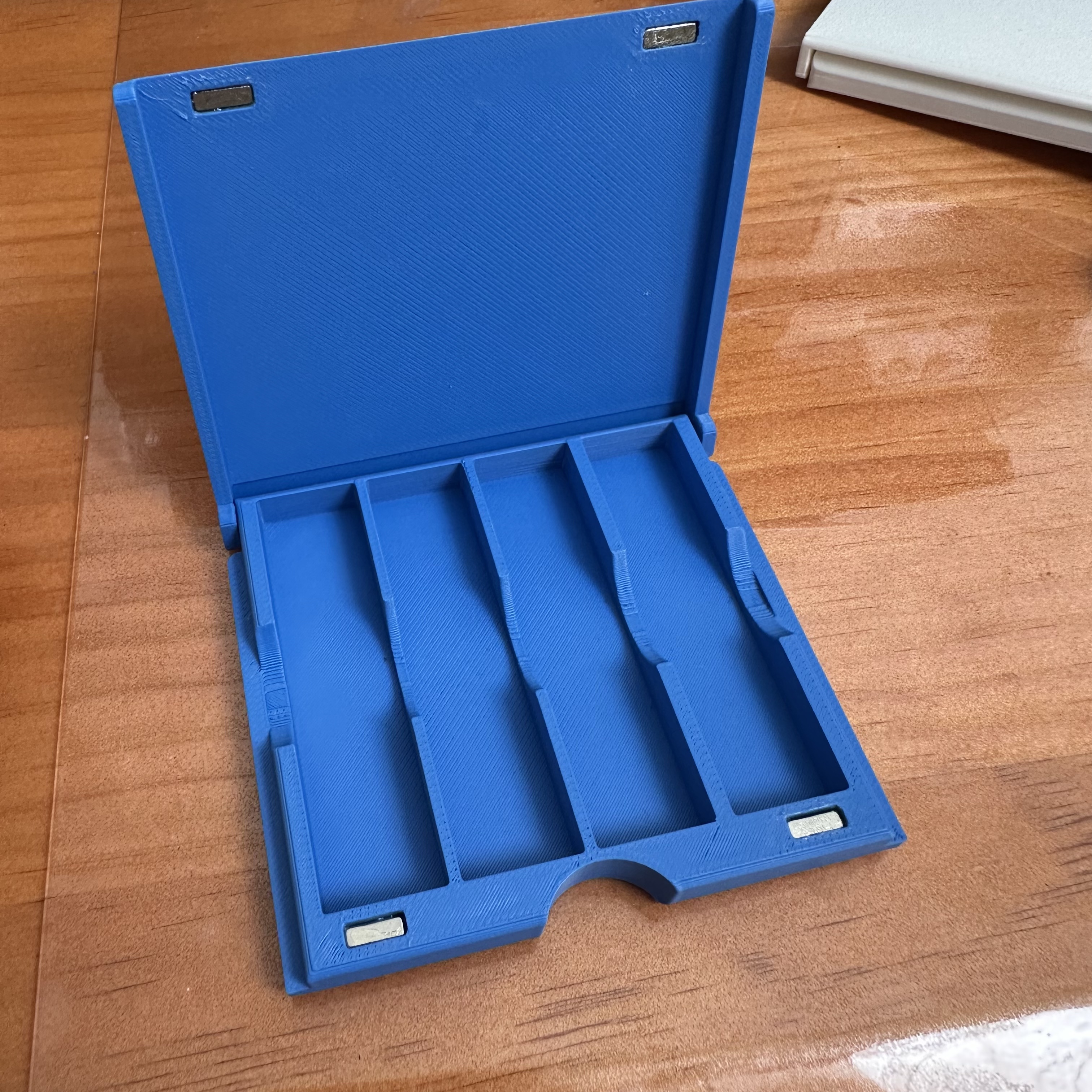 口香糖电池便携式收纳盒