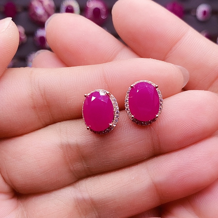 银S925镶嵌红宝石耳饰