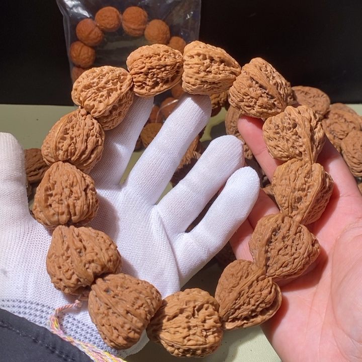 t***y手串文玩核桃…………