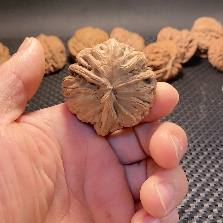 把件文玩核桃宫灯三棱挂角全品