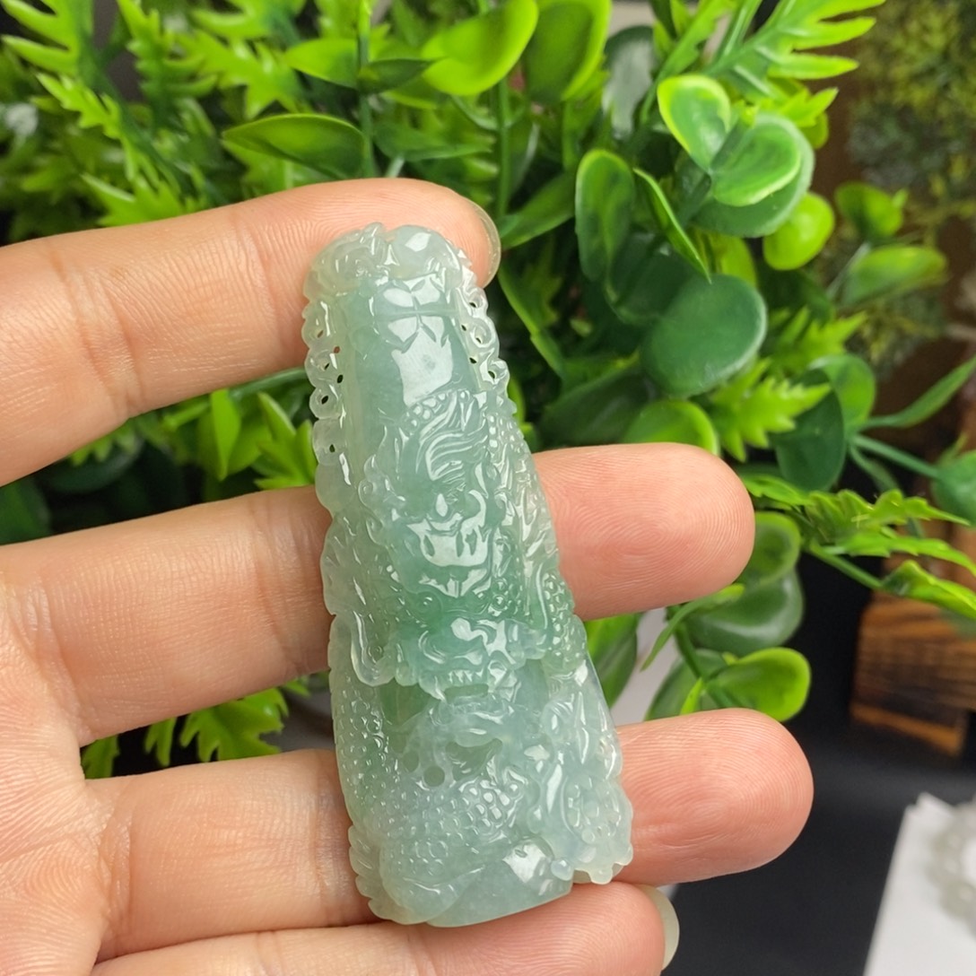 定制翡翠未镶嵌缅甸翡翠冰蓝盘龙柱