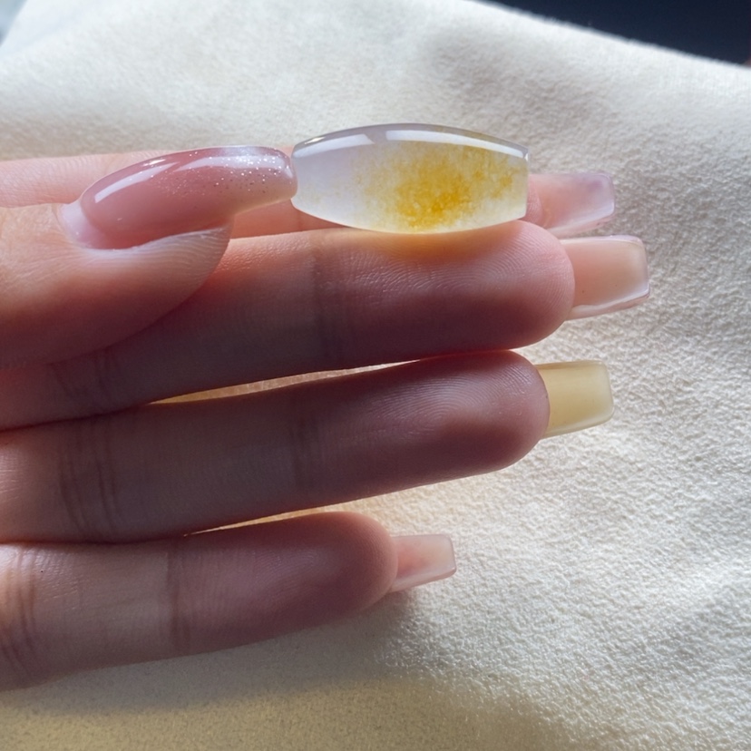 【闪购商品】翡翠颈饰未镶嵌冰黄橄榄珠