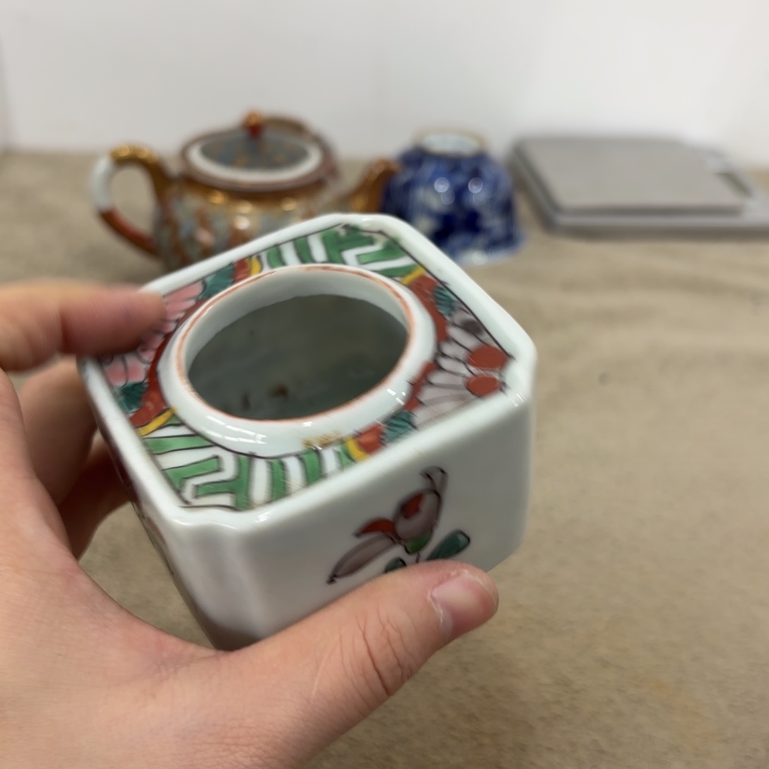 瓷片非常好看漂亮的物品 