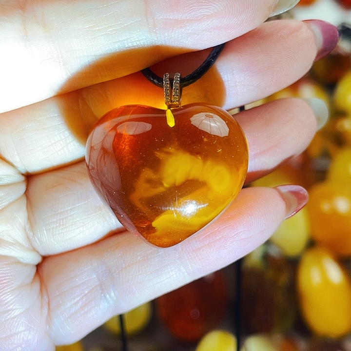 琥珀颈饰银S925镶嵌吊坠