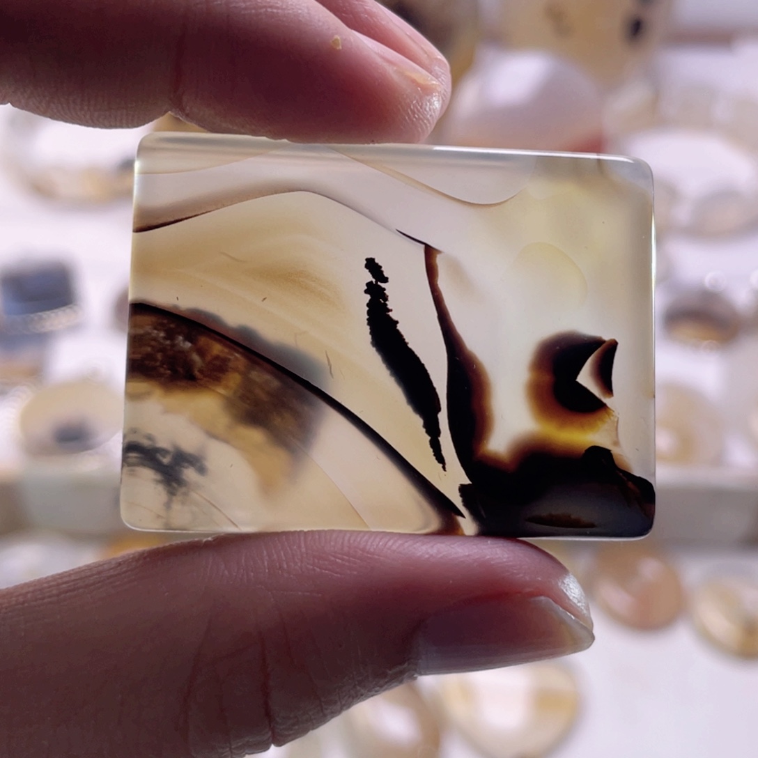 玛瑙/玉髓未镶嵌珠宝奇石