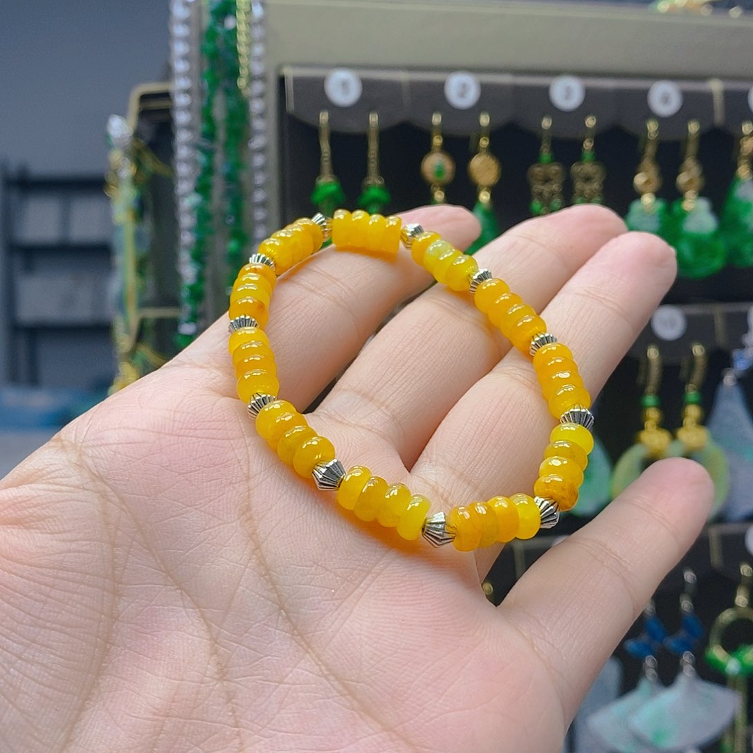 未镶嵌翡翠耳饰翡翠