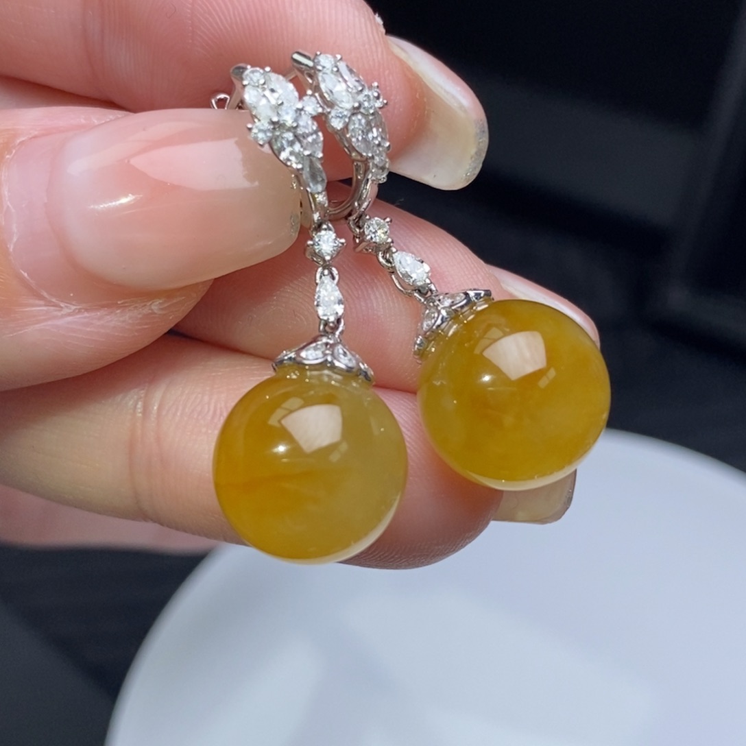 翡翠18K金镶嵌耳饰冰黄翡珠珠