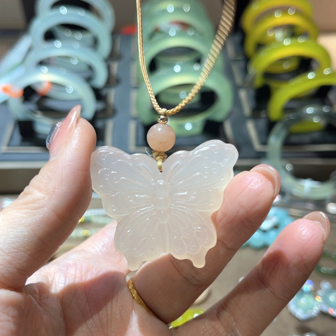 岫玉手镯未镶嵌手镯