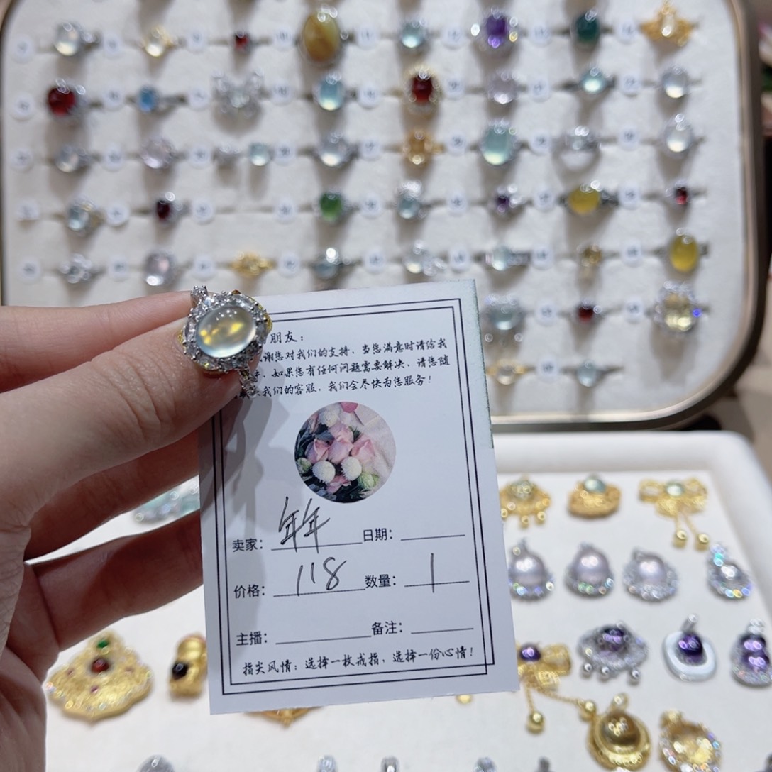 岫玉戒指银S925镶嵌年**岁