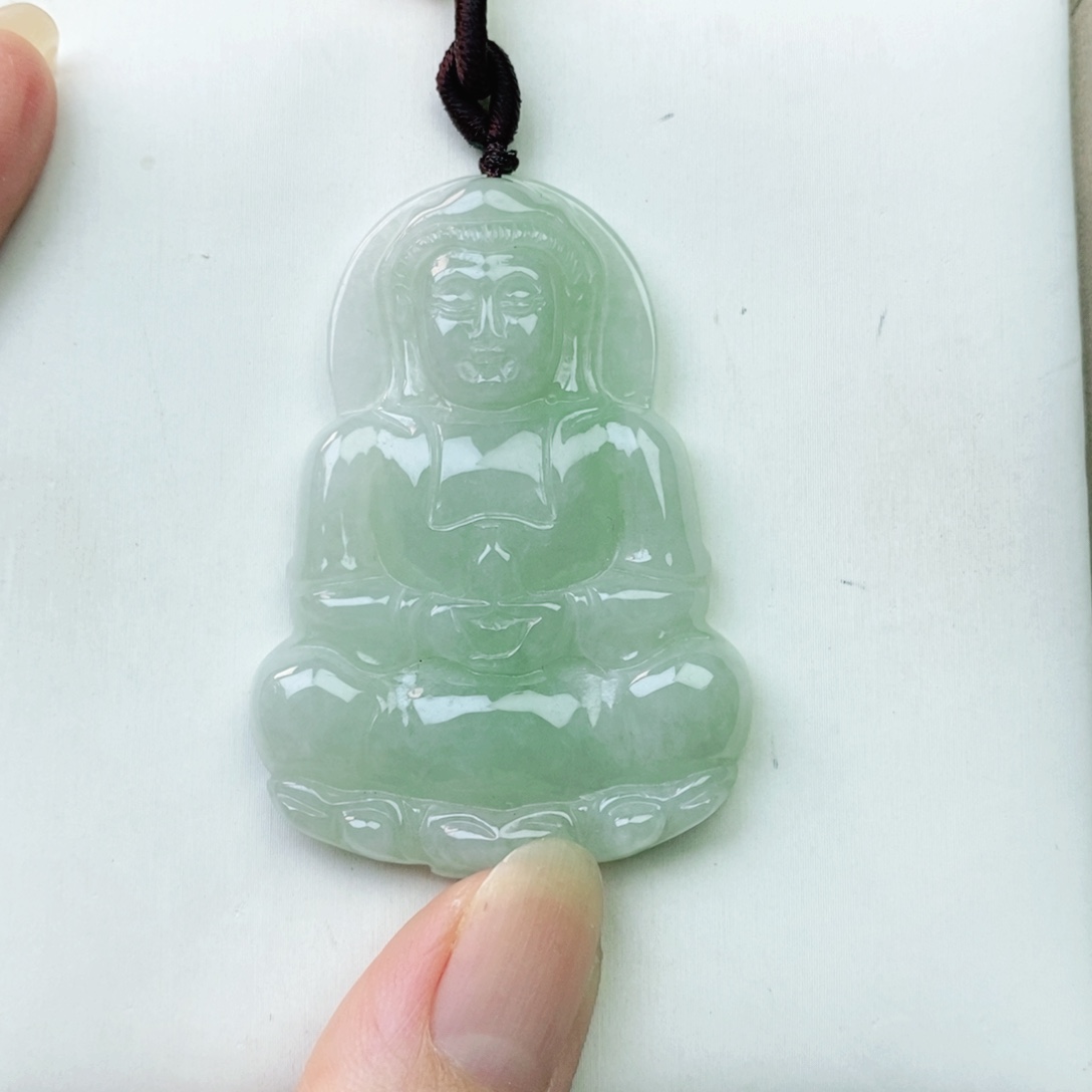 A***里颈饰未镶嵌翡翠观音