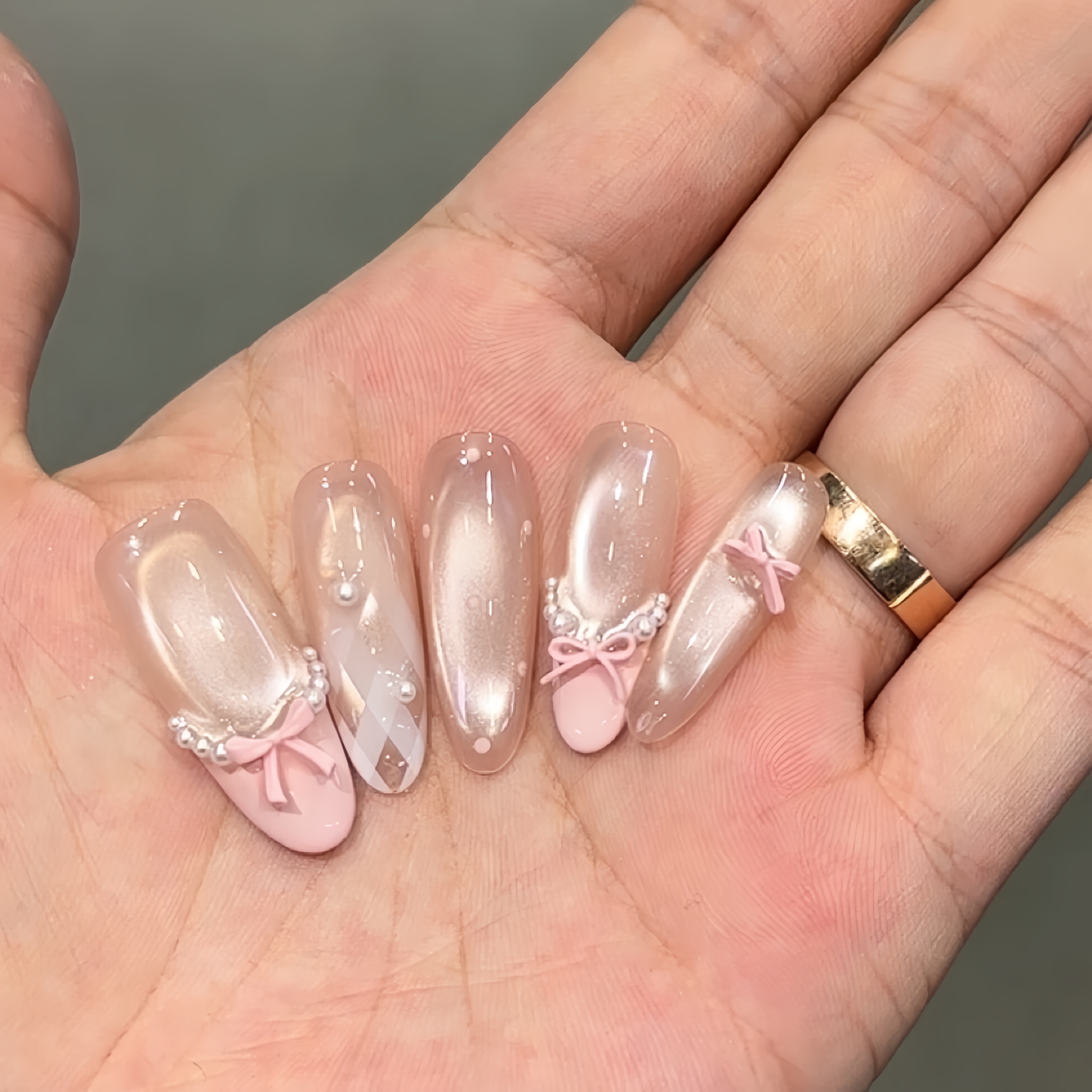 粉色法式蕾丝花边蝴蝶结设计可拆卸显白立体穿戴甲