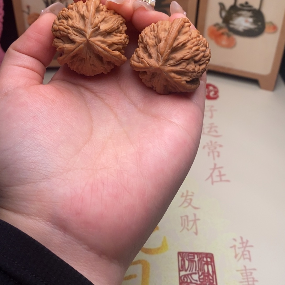 花***枪桃核把件39尺三棱