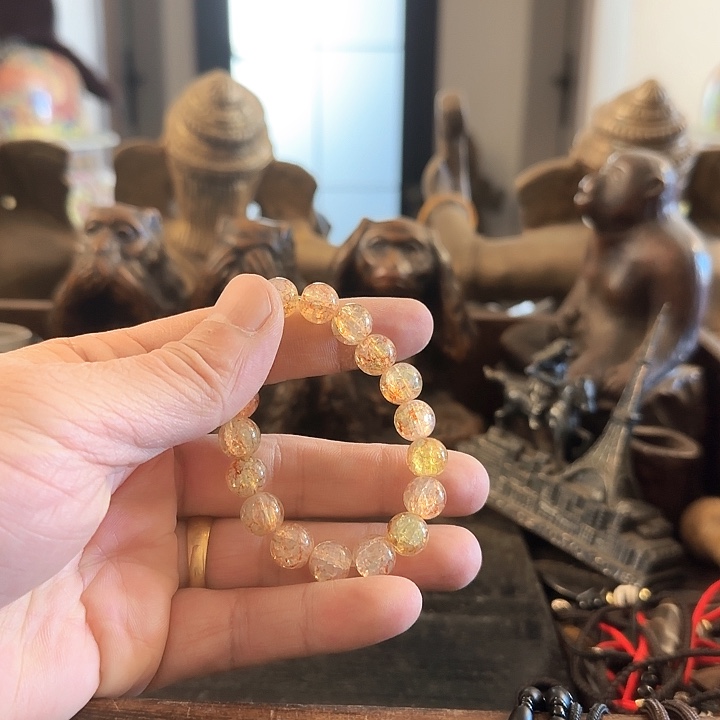 石英质玉颈饰合金
