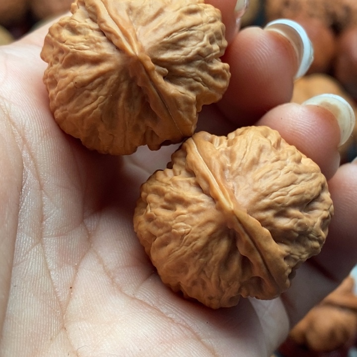 核桃精品文玩核桃手捻小宫灯
