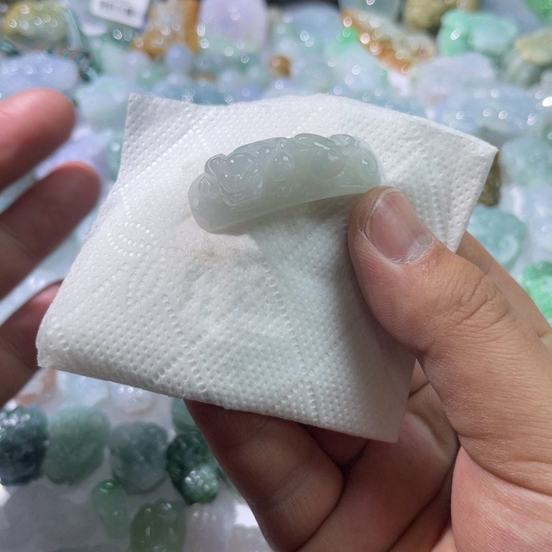 翡翠未镶嵌颈饰天然