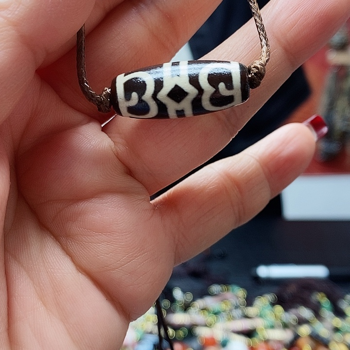 玛瑙/玉髓颈饰合金