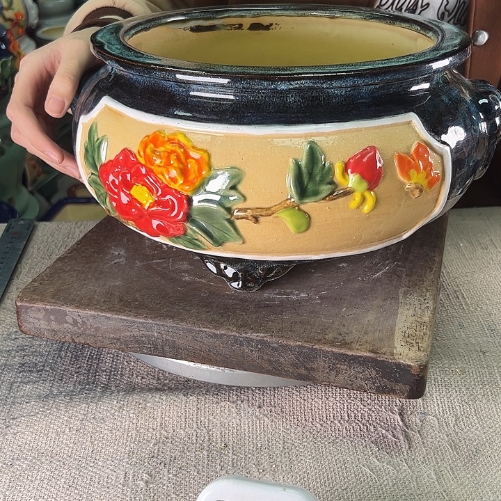 清***君泳坤堂石湾花盆陶瓷