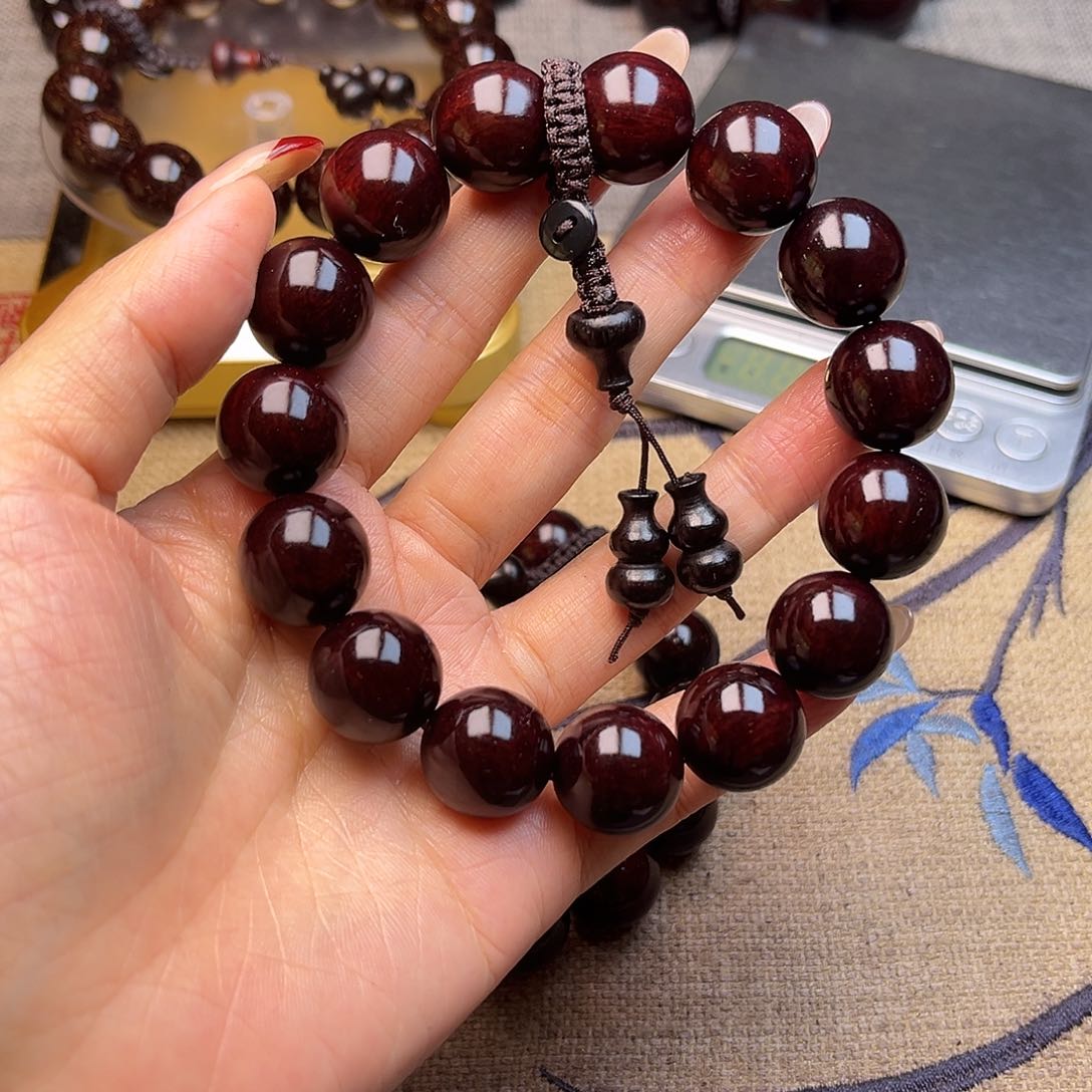 檀香紫檀（小叶紫檀）1.5 15颗