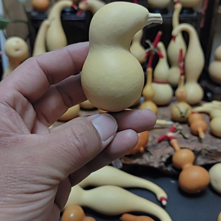 M***g木小猪摆件，全品无瑕疵，