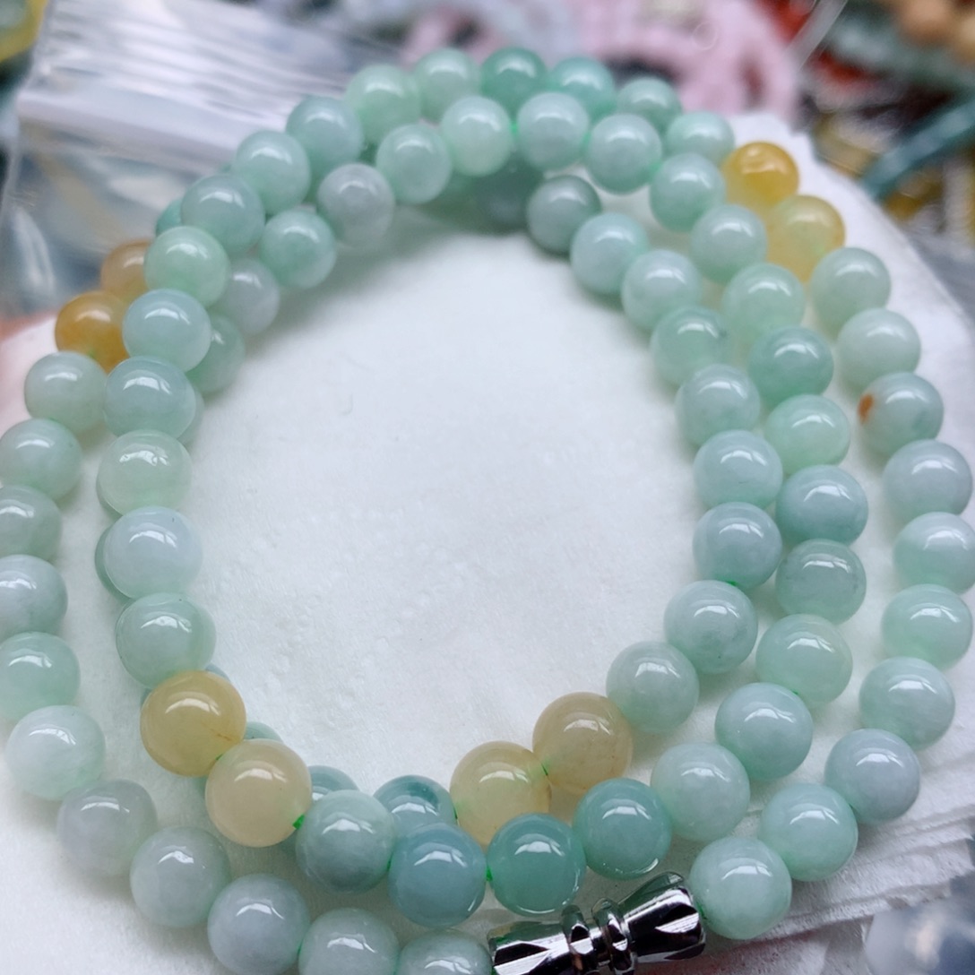 翡翠颈饰未镶嵌吊坠