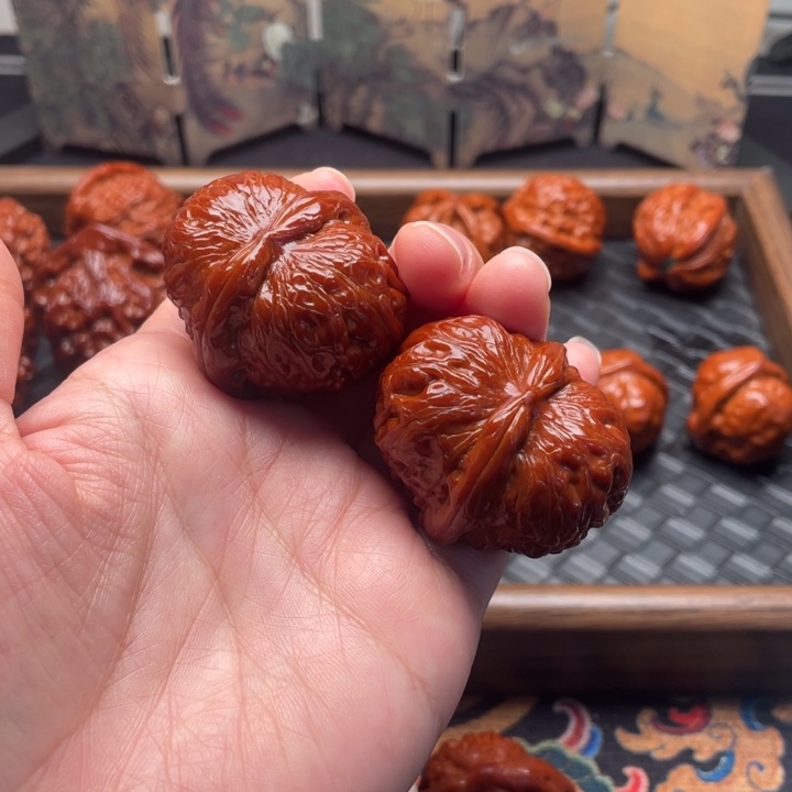 嗯***嗯文玩核桃吊坠元宝于