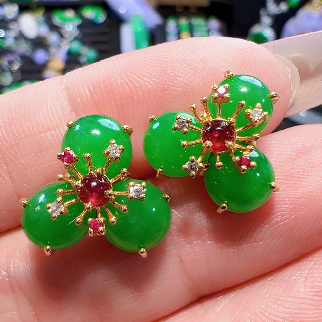 翡翠耳饰18K金镶嵌签收后24小时鉴赏期