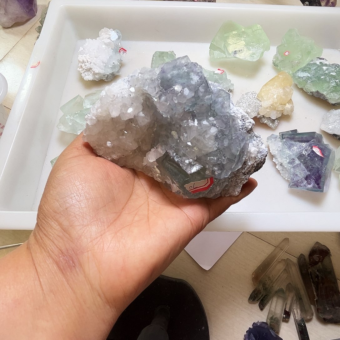 芥***子未镶嵌珠宝半成品水晶