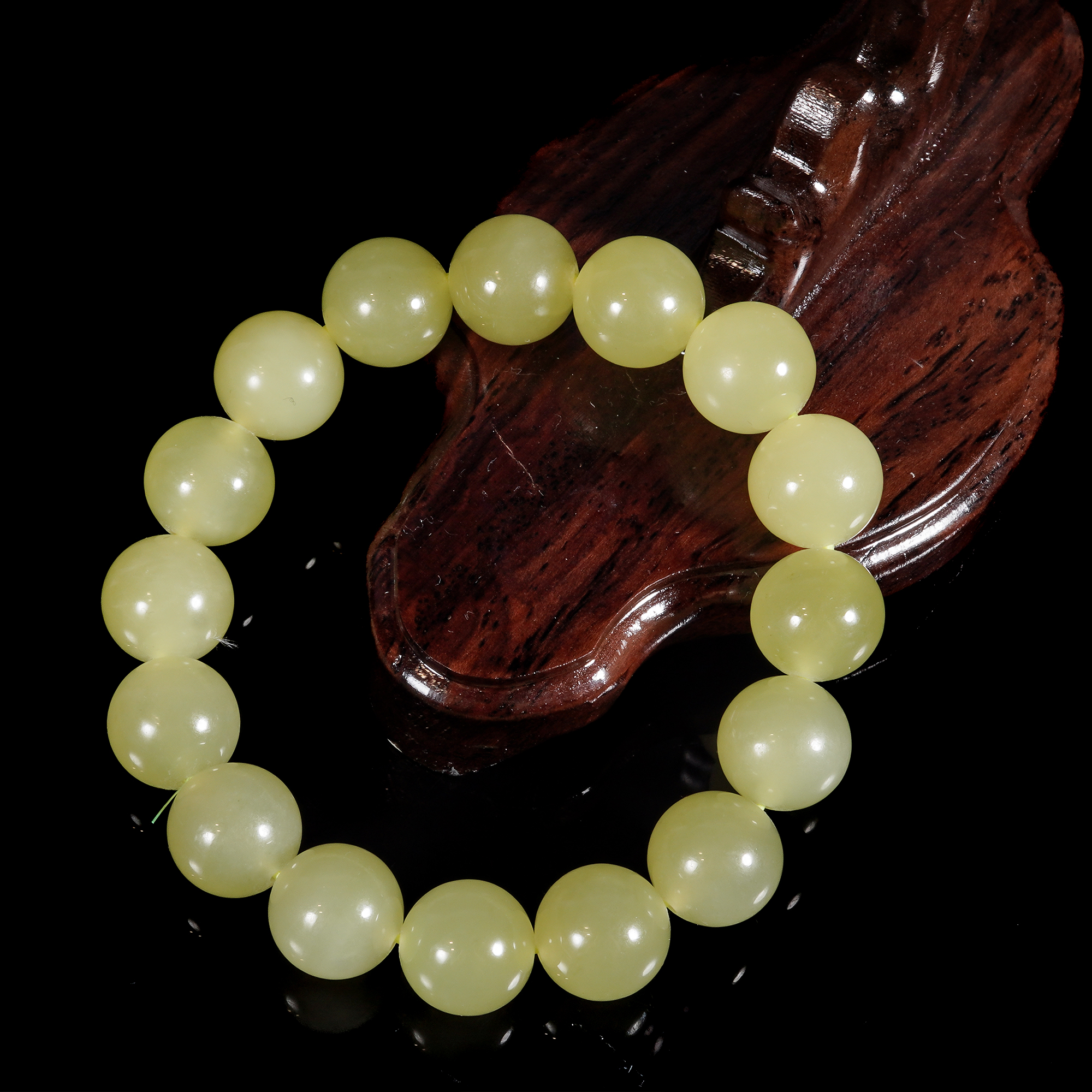 LOT.016和田黄玉手串/X3944