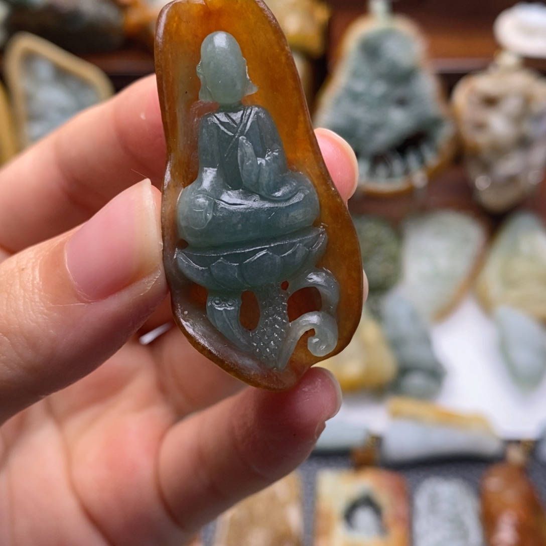 ℒ****定制翡翠未镶嵌翡翠