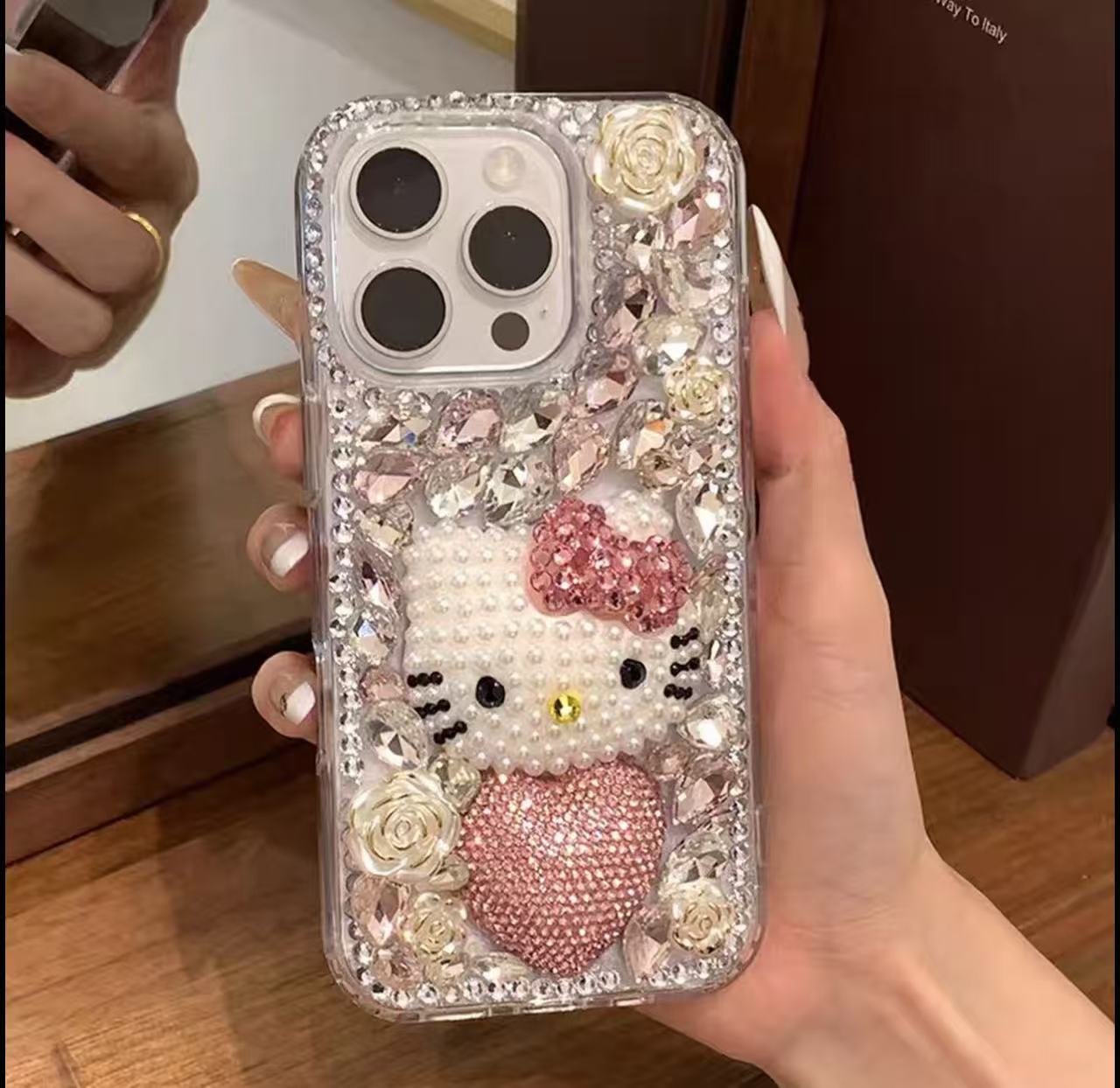 高奢款满屏闪钻爱心凯蒂适用苹果17promax手机壳华为vivo小米oppo