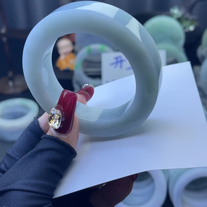 定制翡翠手镯未镶嵌