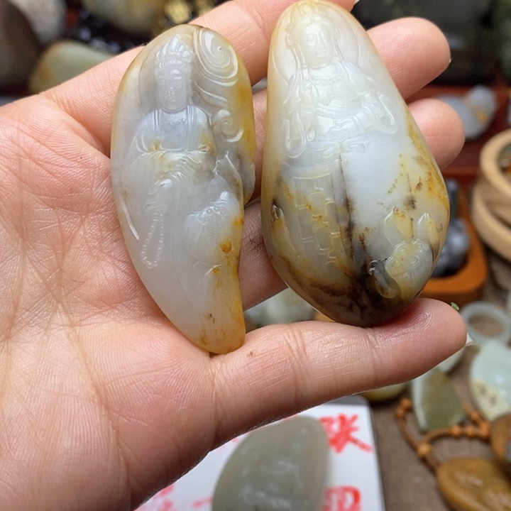 潇***哥和田玉未镶嵌颈饰