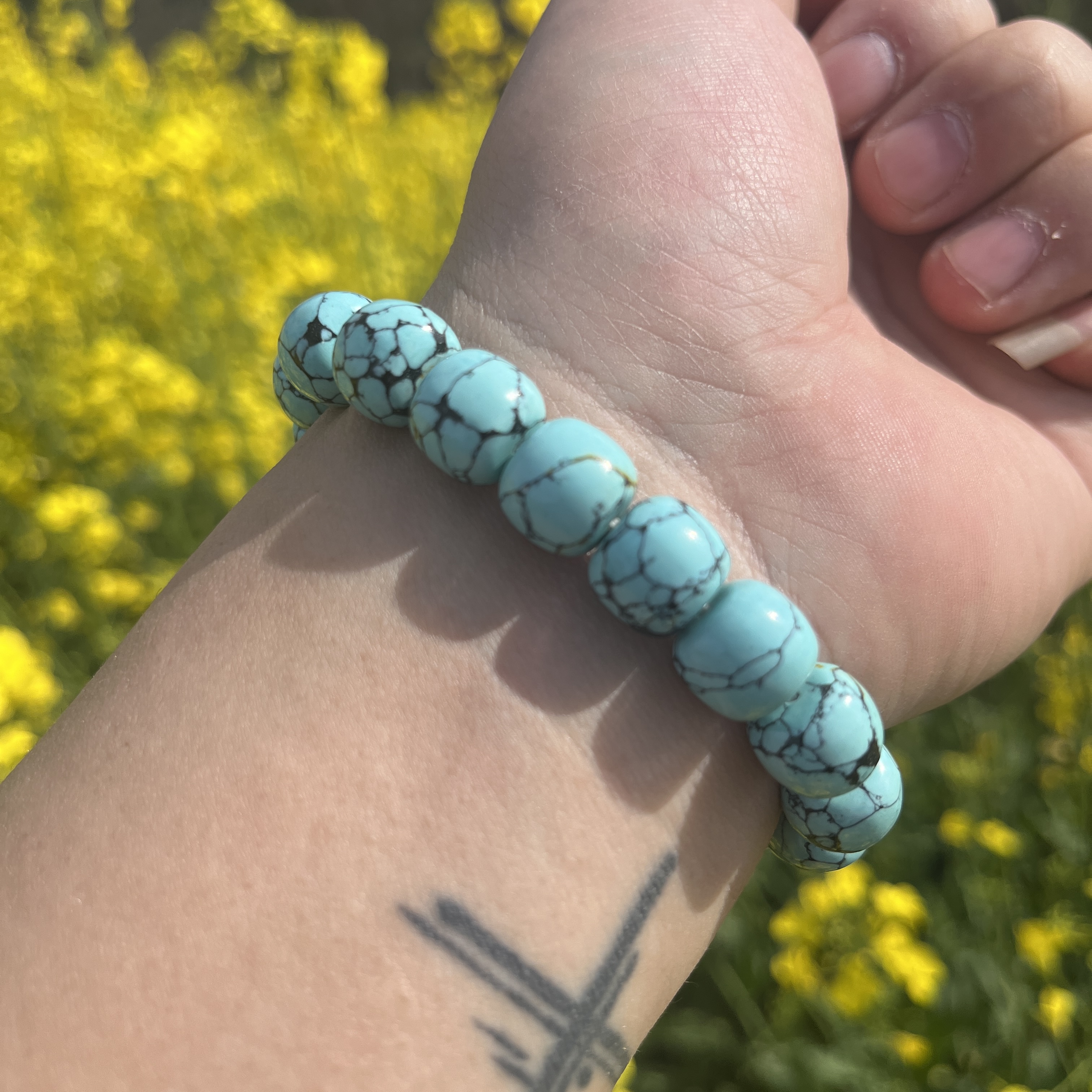 湖北竹山发货卡12白蓝网花直切单圈老型手串松石