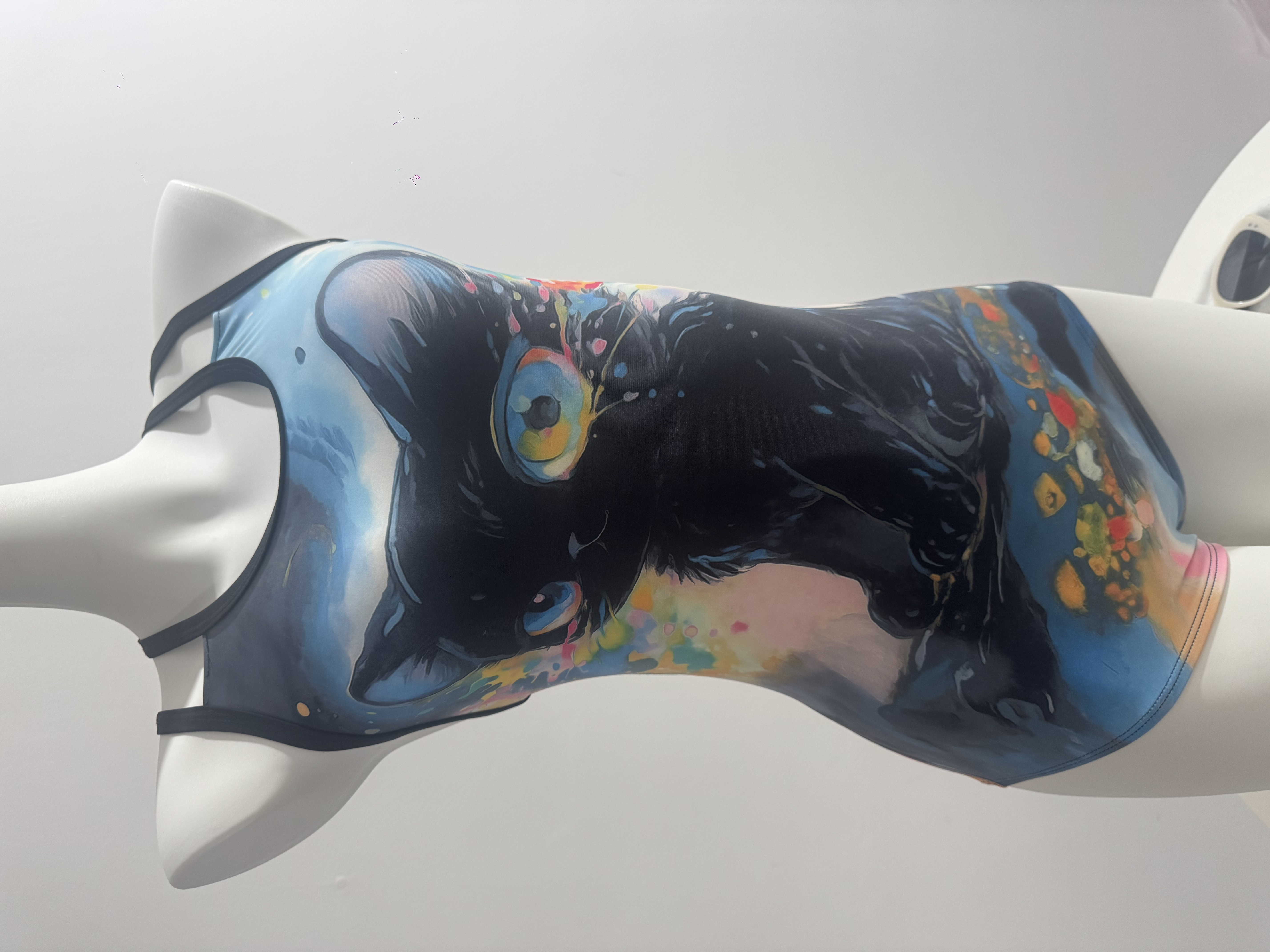 女士单层无胸垫连体三角专业竞速游泳比赛训练用泳衣