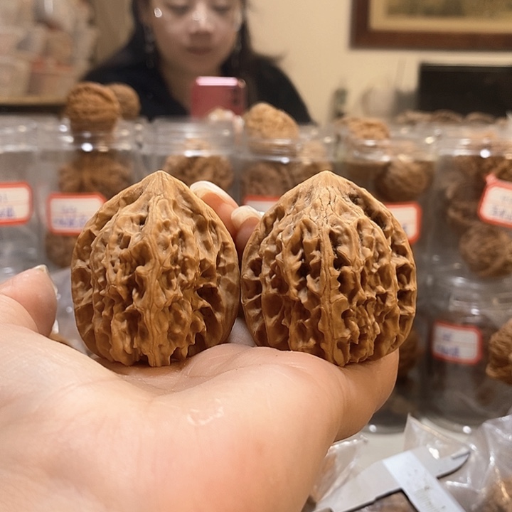 文玩核桃吊坠43鸡心有修