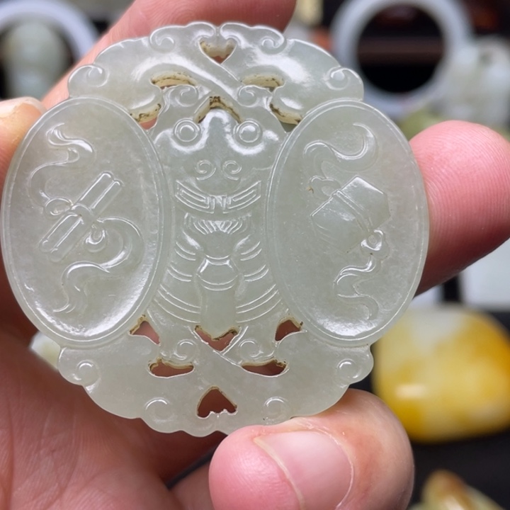 和田玉颈饰未镶嵌