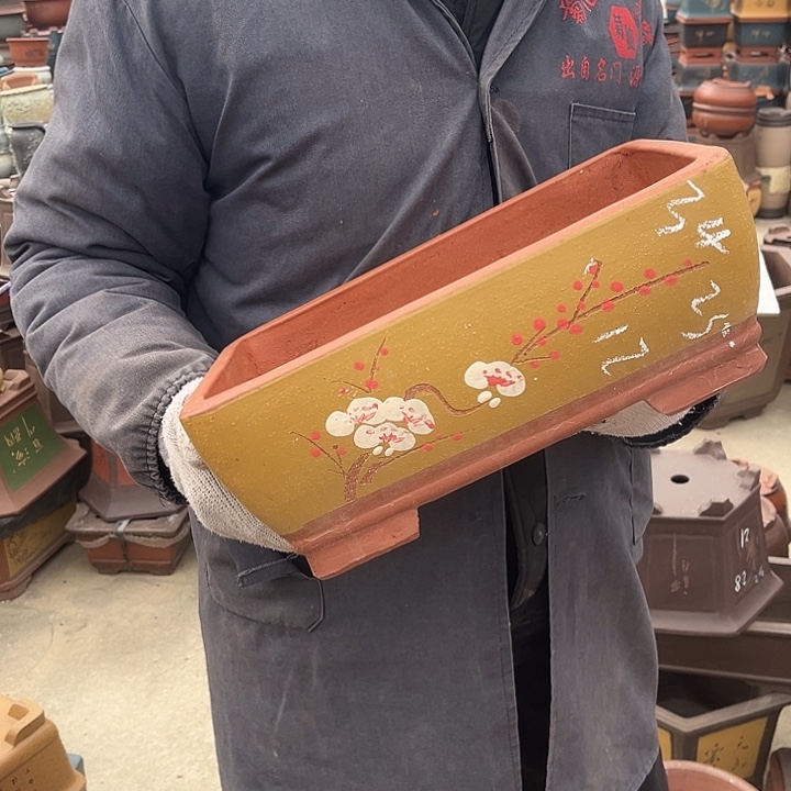 紫砂紫砂花盆和一