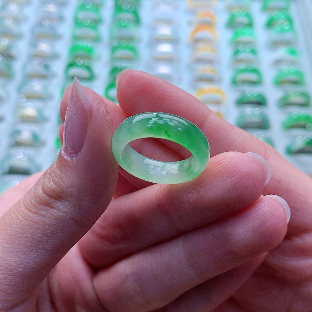 翡翠戒指未镶嵌11号