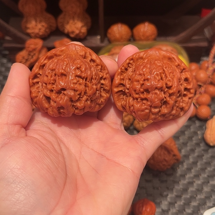 文玩核桃吊坠龙鼎官帽