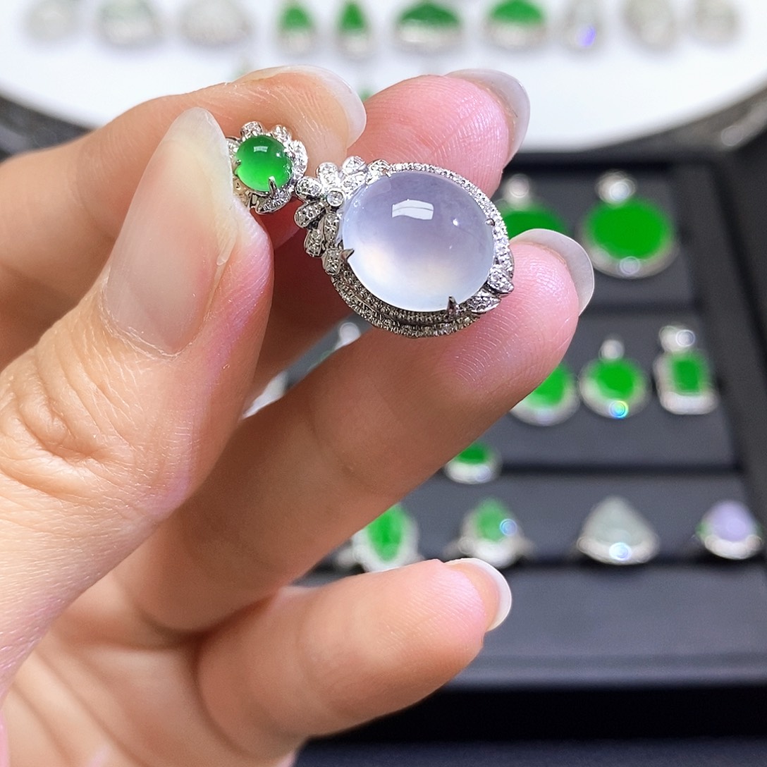 翡翠18K金镶嵌吊坠(不含链)