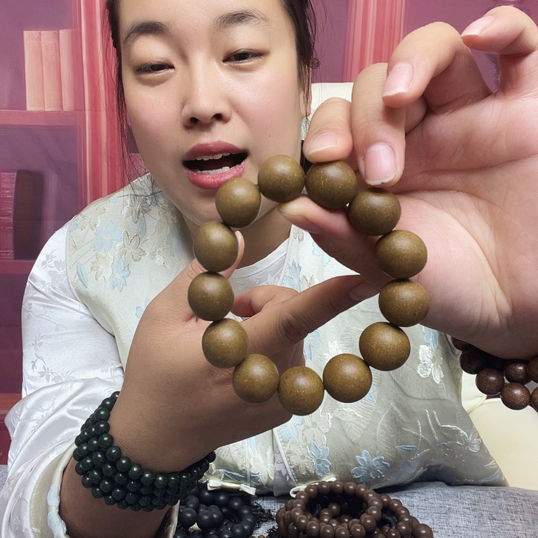 泥塑息肌丸1.8的单圈微瑕