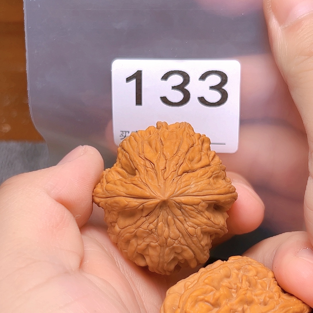 文玩核桃吊坠41大沽石