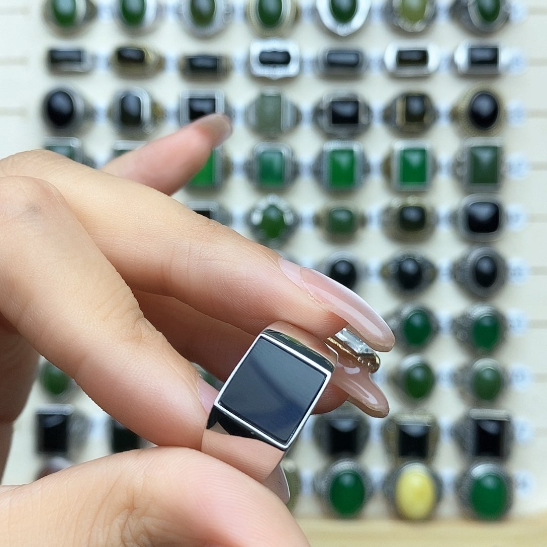 玛瑙/玉髓戒指银S925镶嵌大*兄