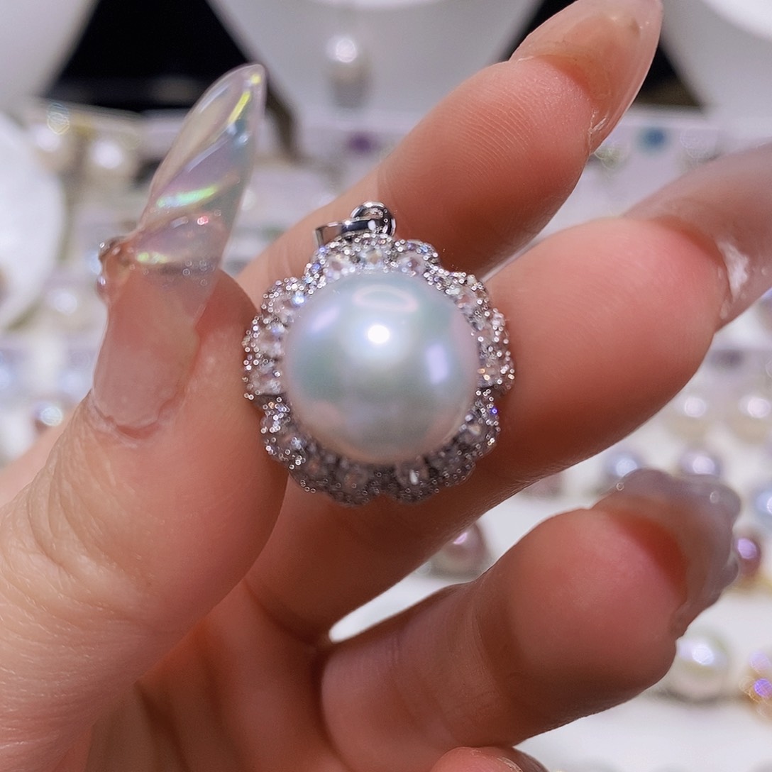 淡水珍珠颈饰合金